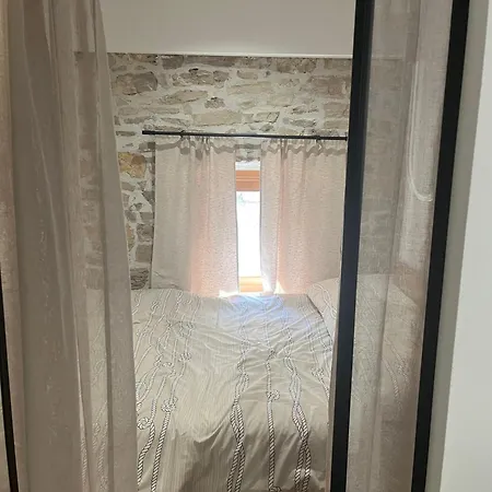 Jana- Old Stone House Vila