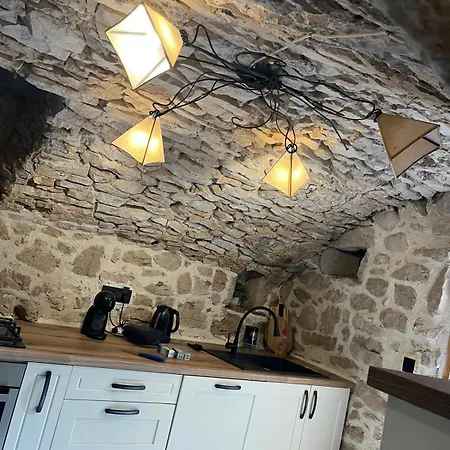 Jana- Old Stone House Vila *